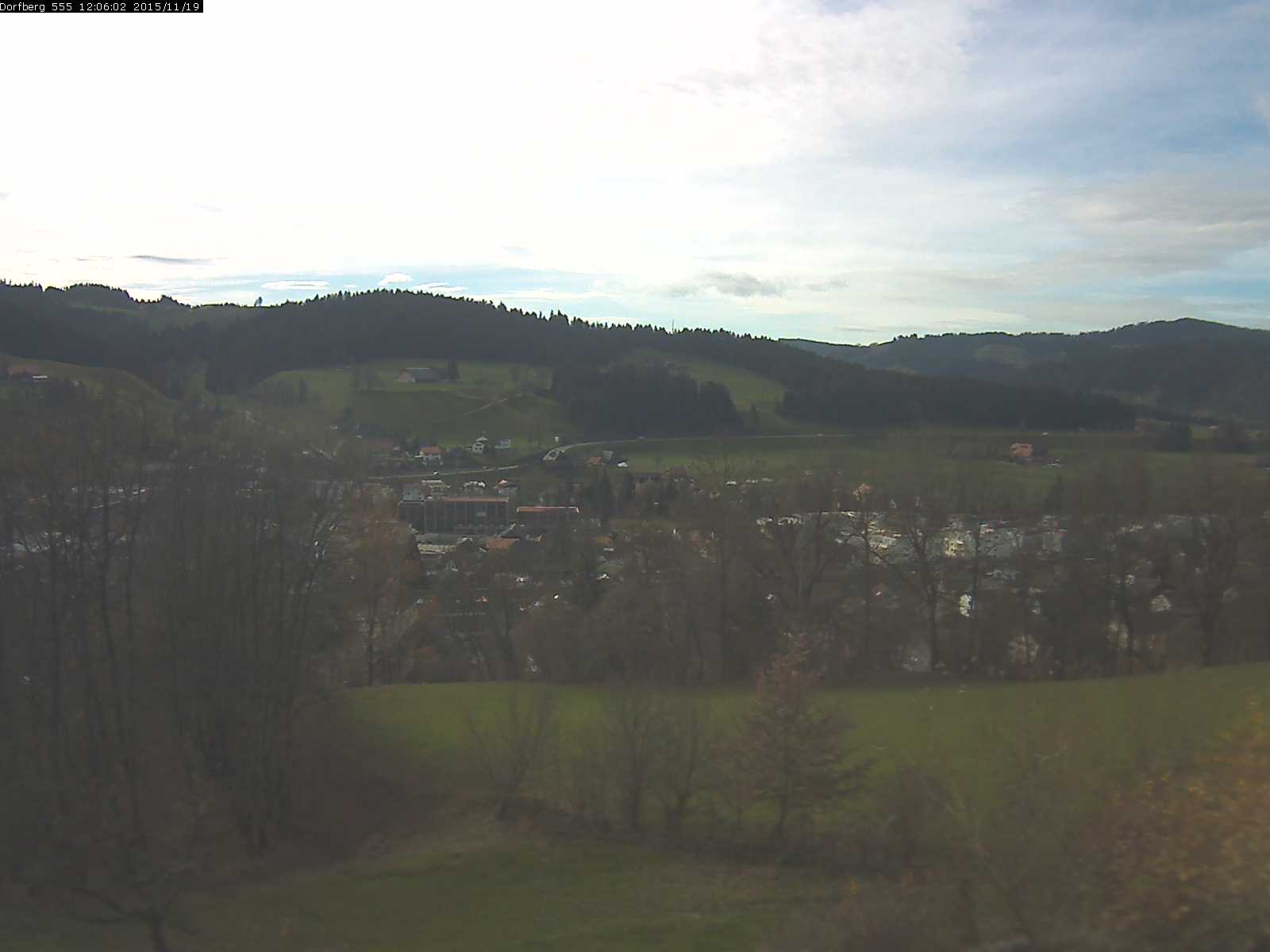 Webcam-Bild: Aussicht vom Dorfberg in Langnau 20151119-120601