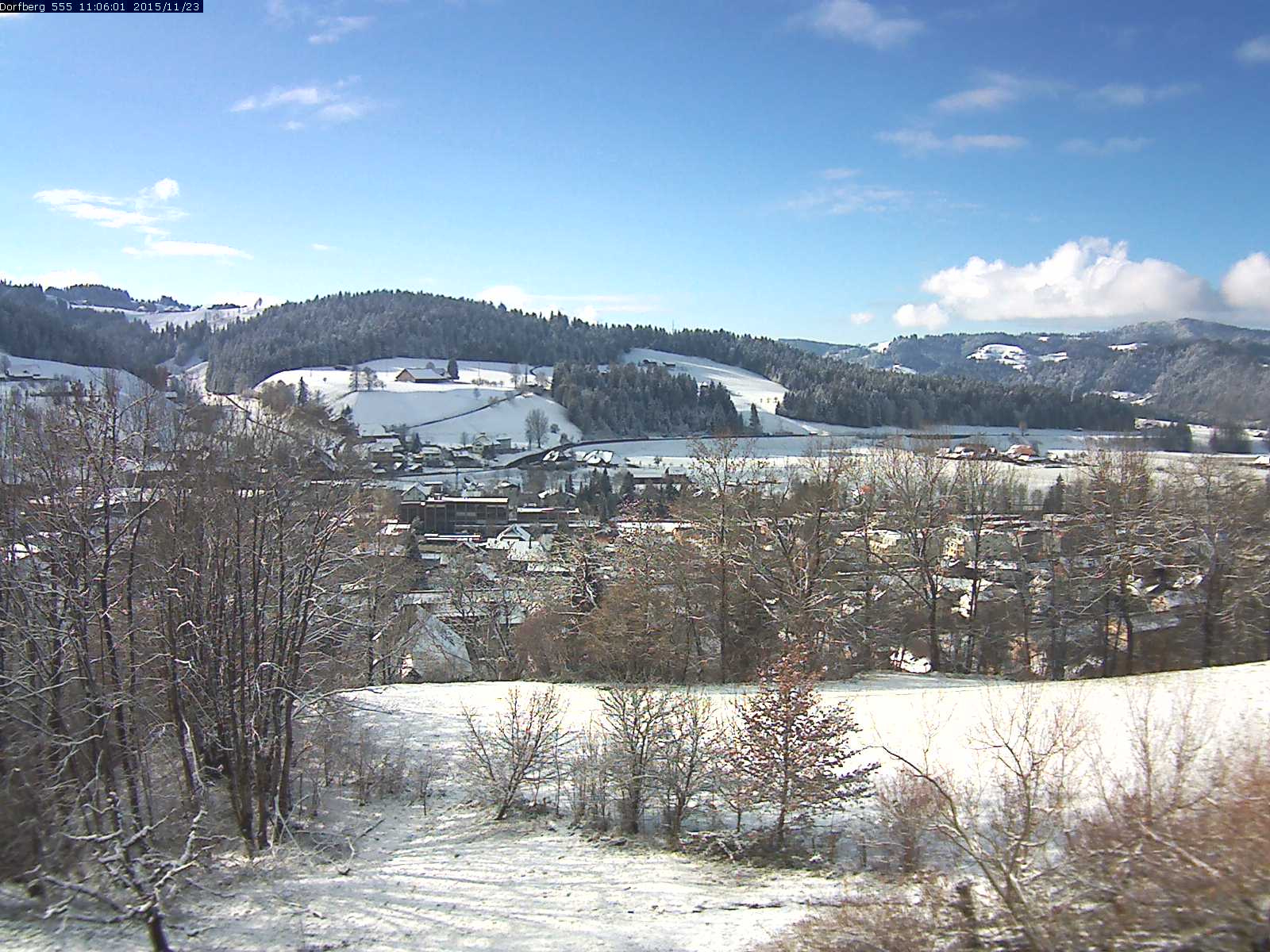 Webcam-Bild: Aussicht vom Dorfberg in Langnau 20151123-110601