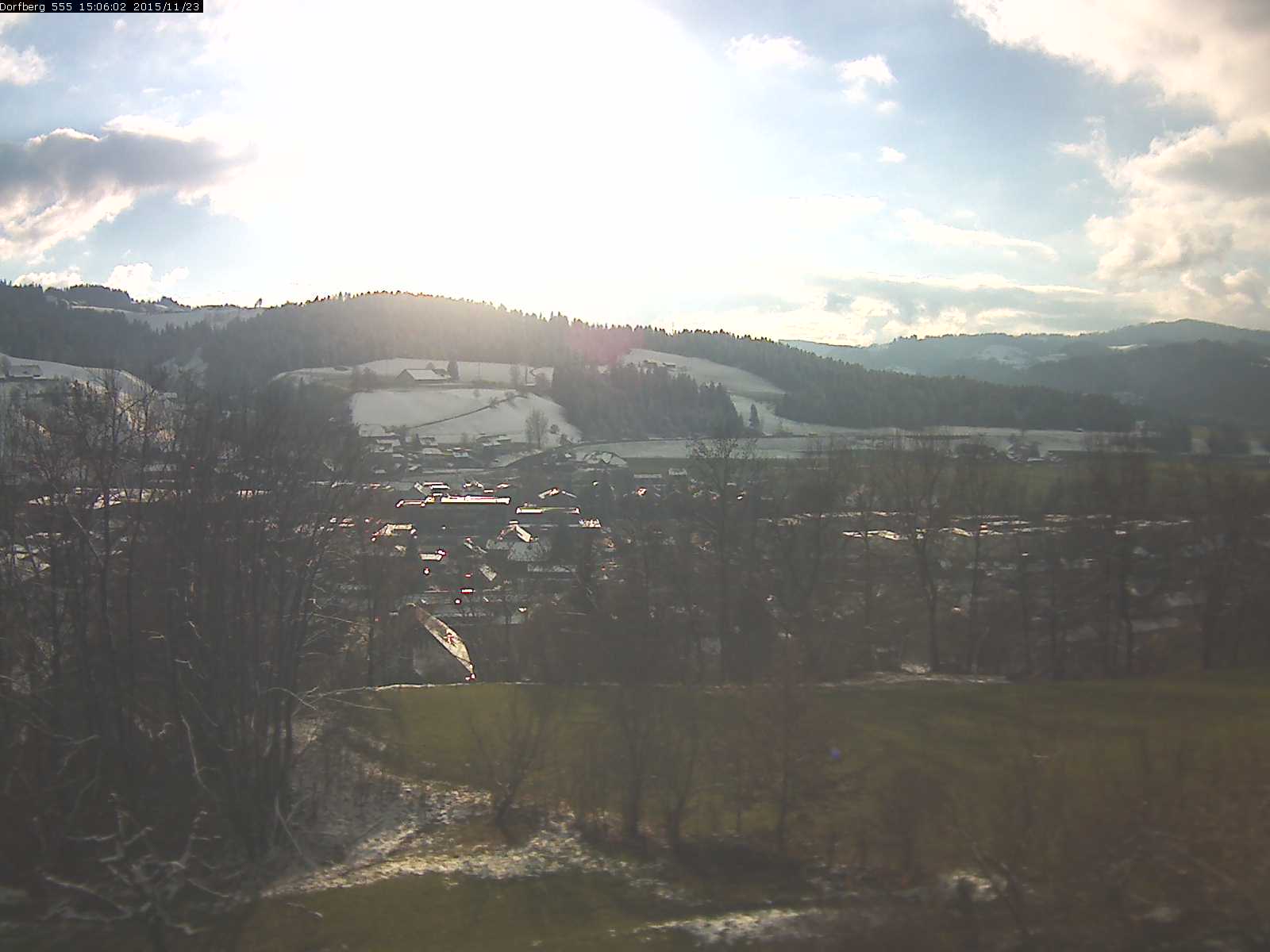 Webcam-Bild: Aussicht vom Dorfberg in Langnau 20151123-150601