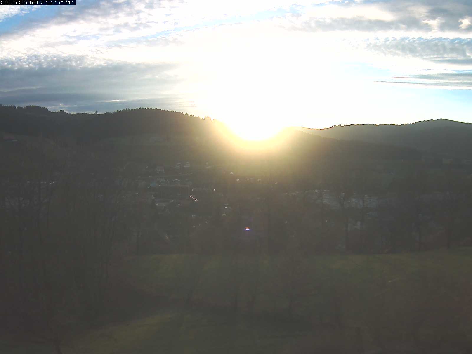 Webcam-Bild: Aussicht vom Dorfberg in Langnau 20151201-160601