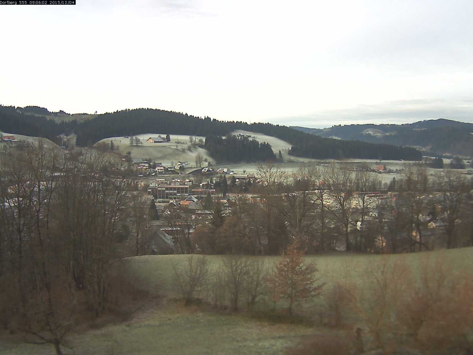 Webcam-Bild: Aussicht vom Dorfberg in Langnau 20151204-090601