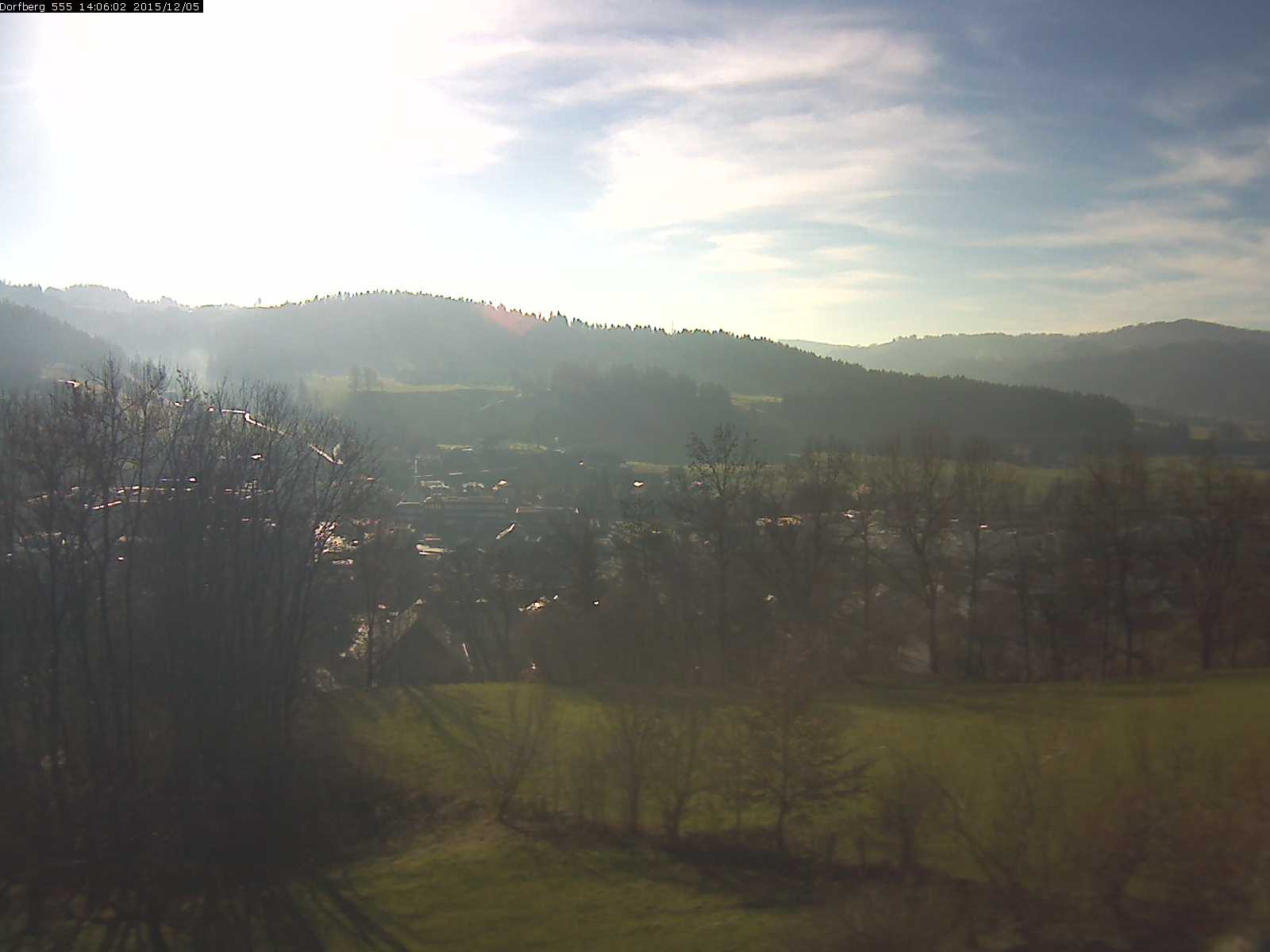 Webcam-Bild: Aussicht vom Dorfberg in Langnau 20151205-140601