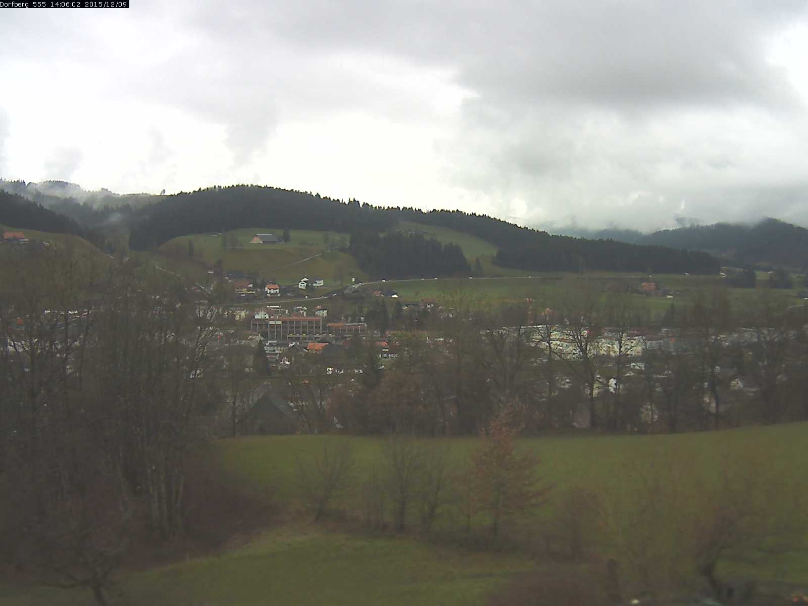 Webcam-Bild: Aussicht vom Dorfberg in Langnau 20151209-140601