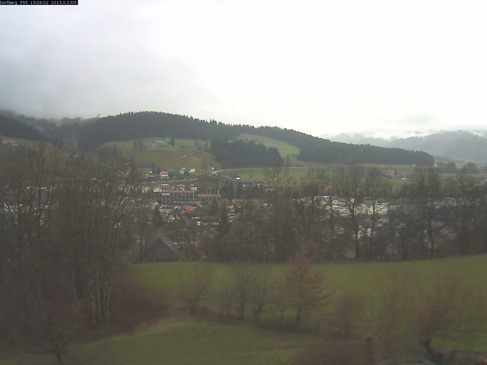 Webcam-Bild: Aussicht vom Dorfberg in Langnau 20151209-150601