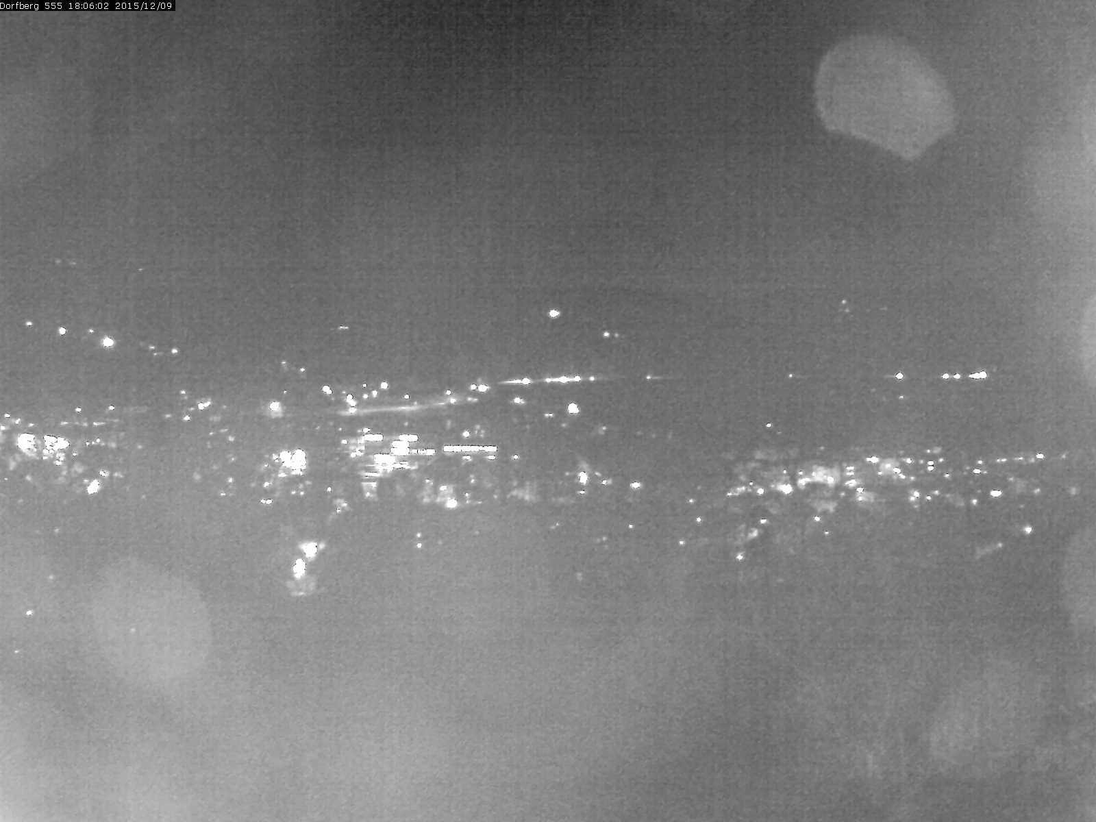 Webcam-Bild: Aussicht vom Dorfberg in Langnau 20151209-180602