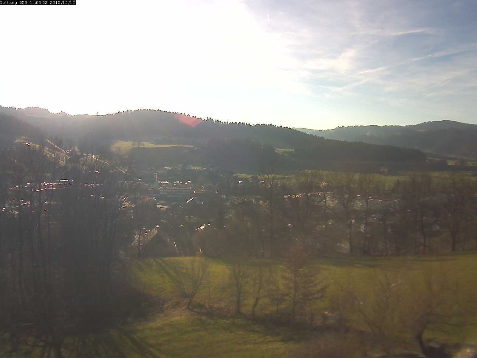 Webcam-Bild: Aussicht vom Dorfberg in Langnau 20151212-140601