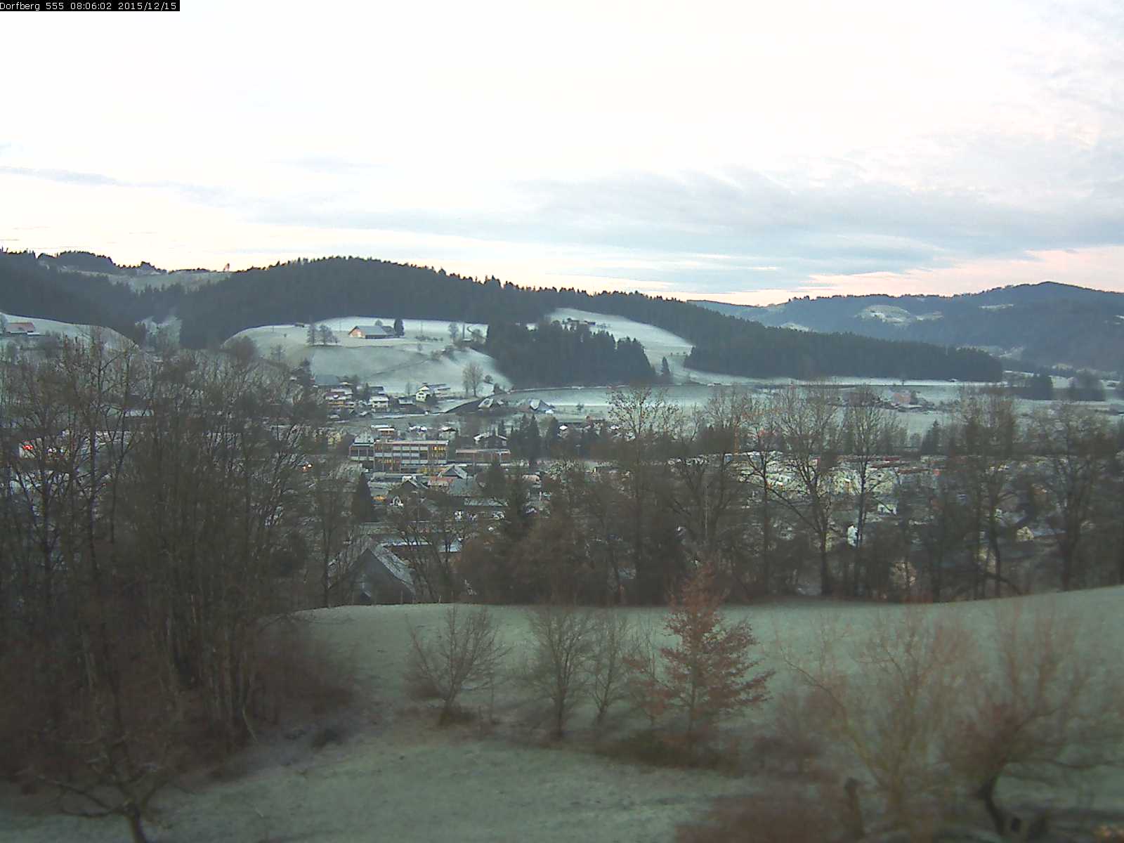 Webcam-Bild: Aussicht vom Dorfberg in Langnau 20151215-080601