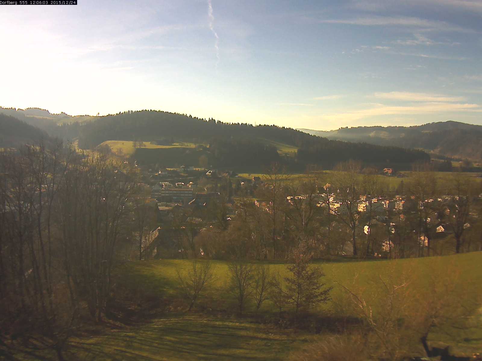 Webcam-Bild: Aussicht vom Dorfberg in Langnau 20151224-120601