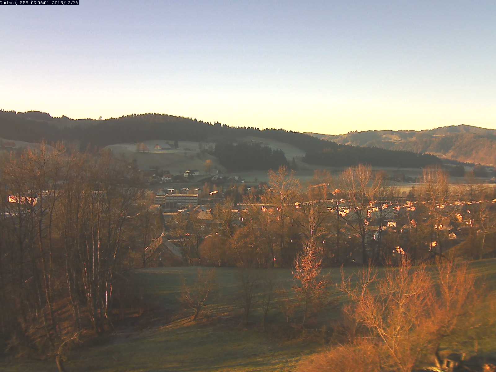 Webcam-Bild: Aussicht vom Dorfberg in Langnau 20151226-090601