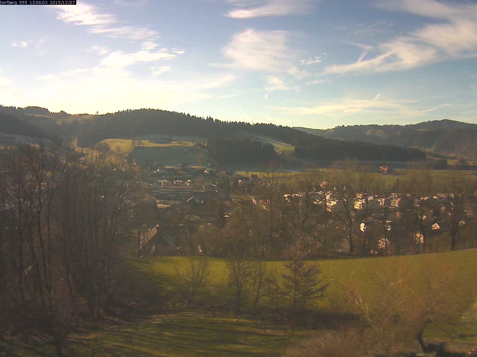 Webcam-Bild: Aussicht vom Dorfberg in Langnau 20151227-120601