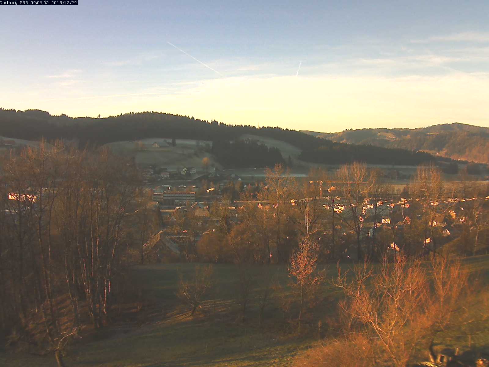 Webcam-Bild: Aussicht vom Dorfberg in Langnau 20151229-090601