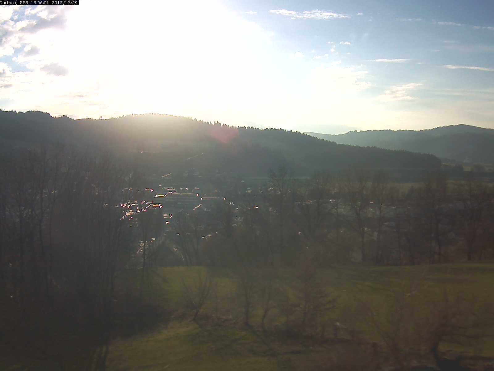 Webcam-Bild: Aussicht vom Dorfberg in Langnau 20151229-150601