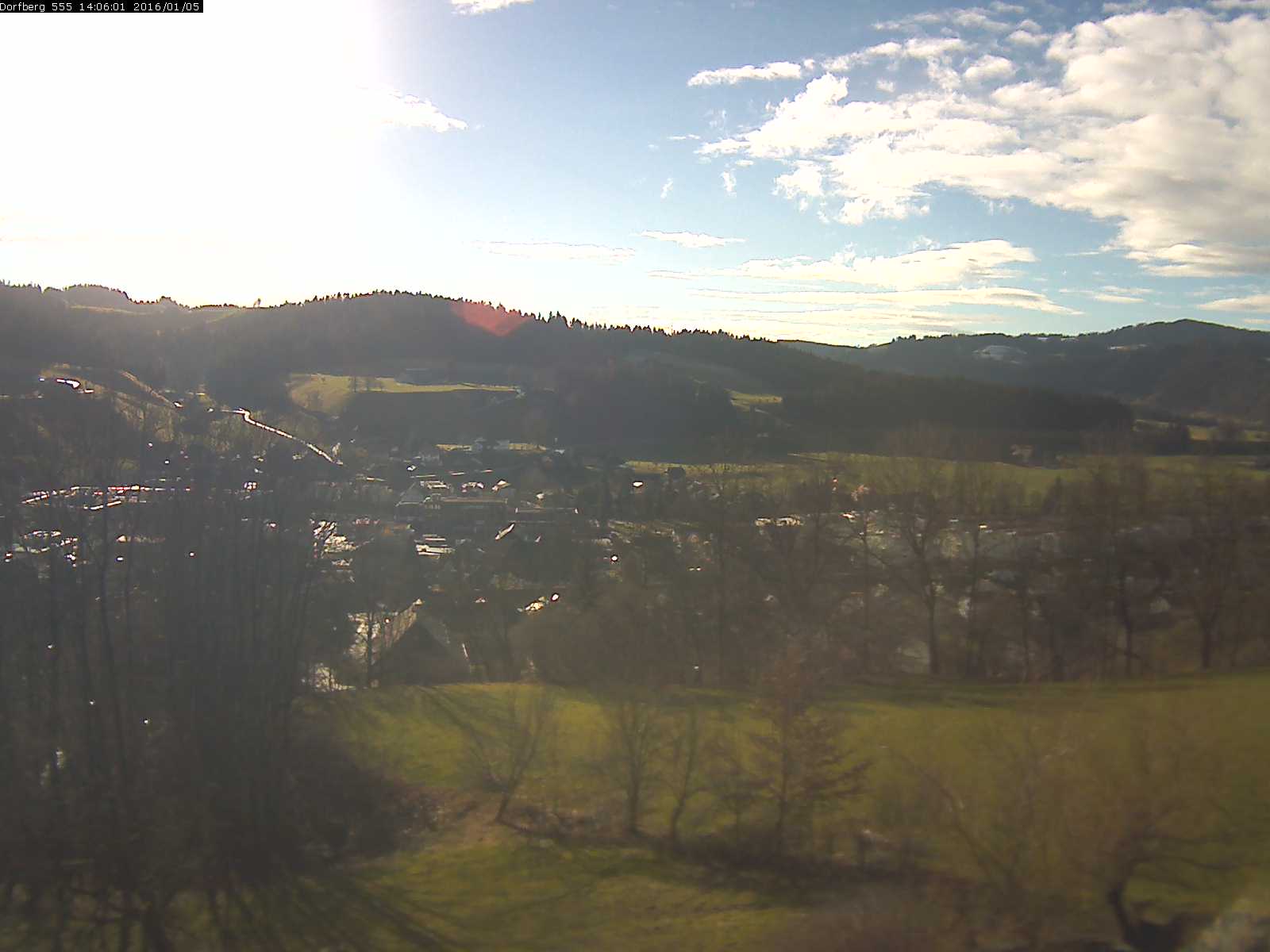 Webcam-Bild: Aussicht vom Dorfberg in Langnau 20160105-140601