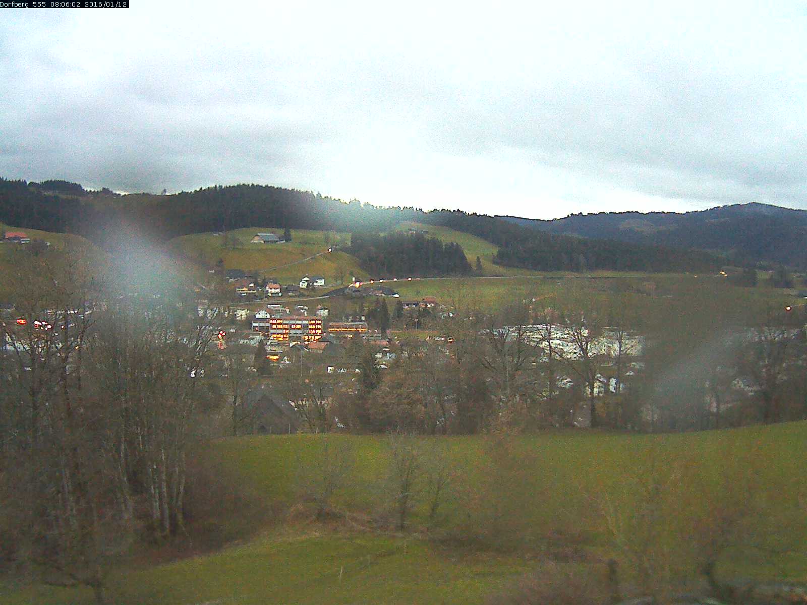 Webcam-Bild: Aussicht vom Dorfberg in Langnau 20160112-080601