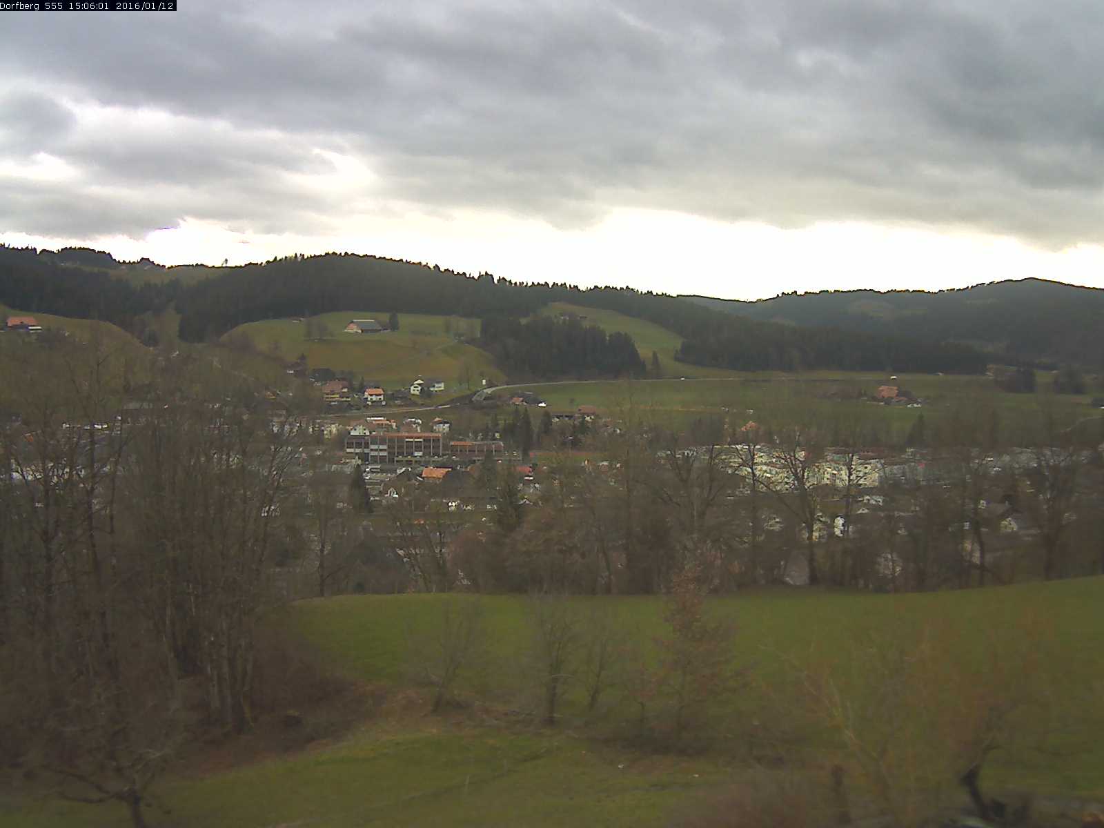 Webcam-Bild: Aussicht vom Dorfberg in Langnau 20160112-150601