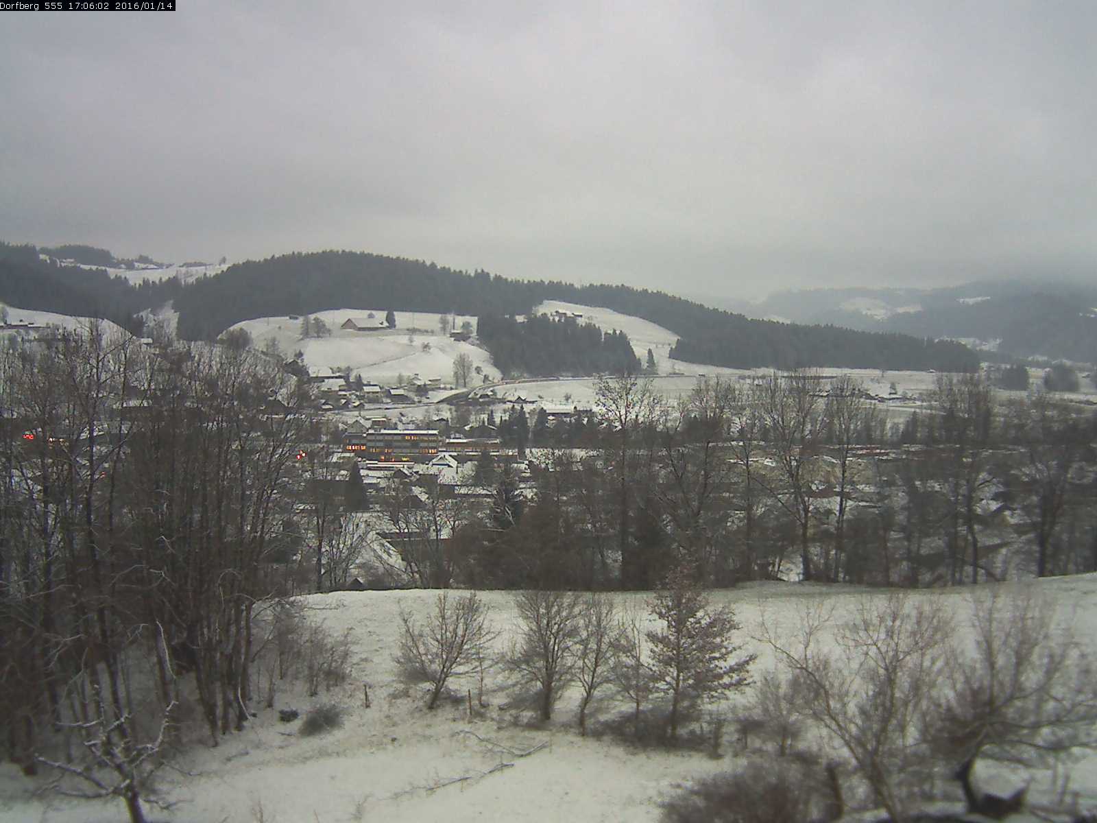 Webcam-Bild: Aussicht vom Dorfberg in Langnau 20160114-170601