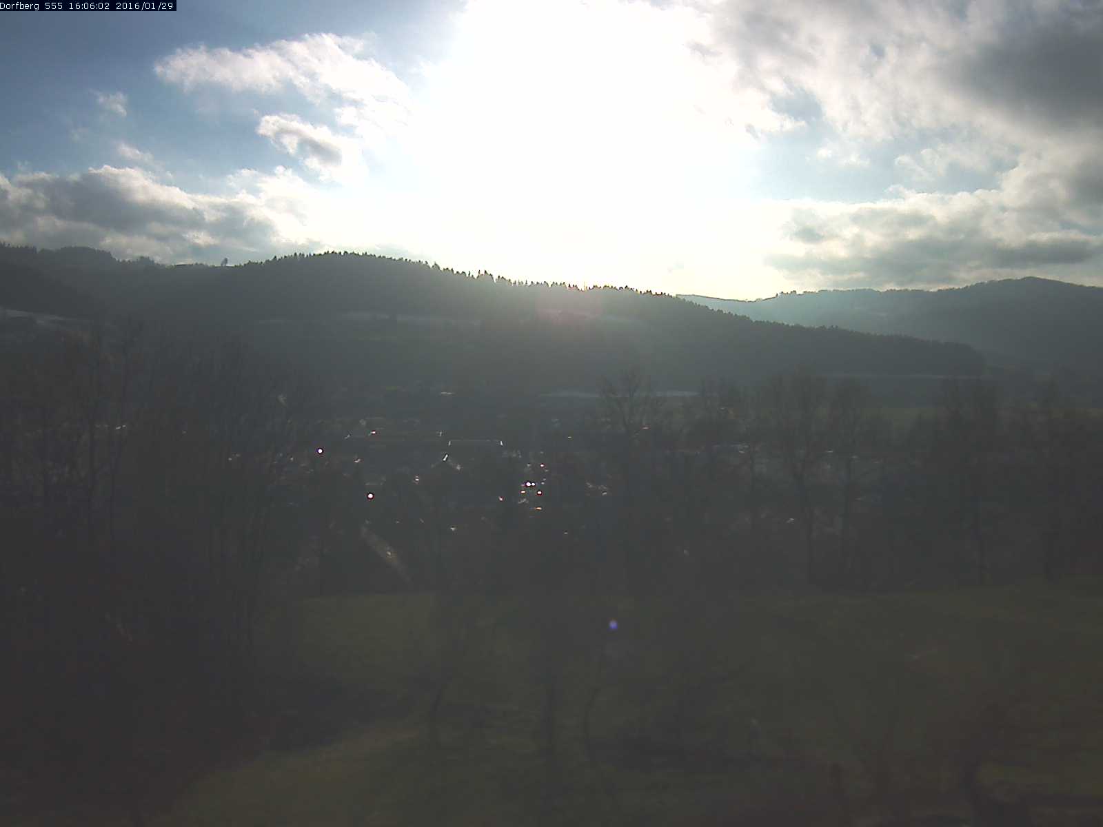 Webcam-Bild: Aussicht vom Dorfberg in Langnau 20160129-160601
