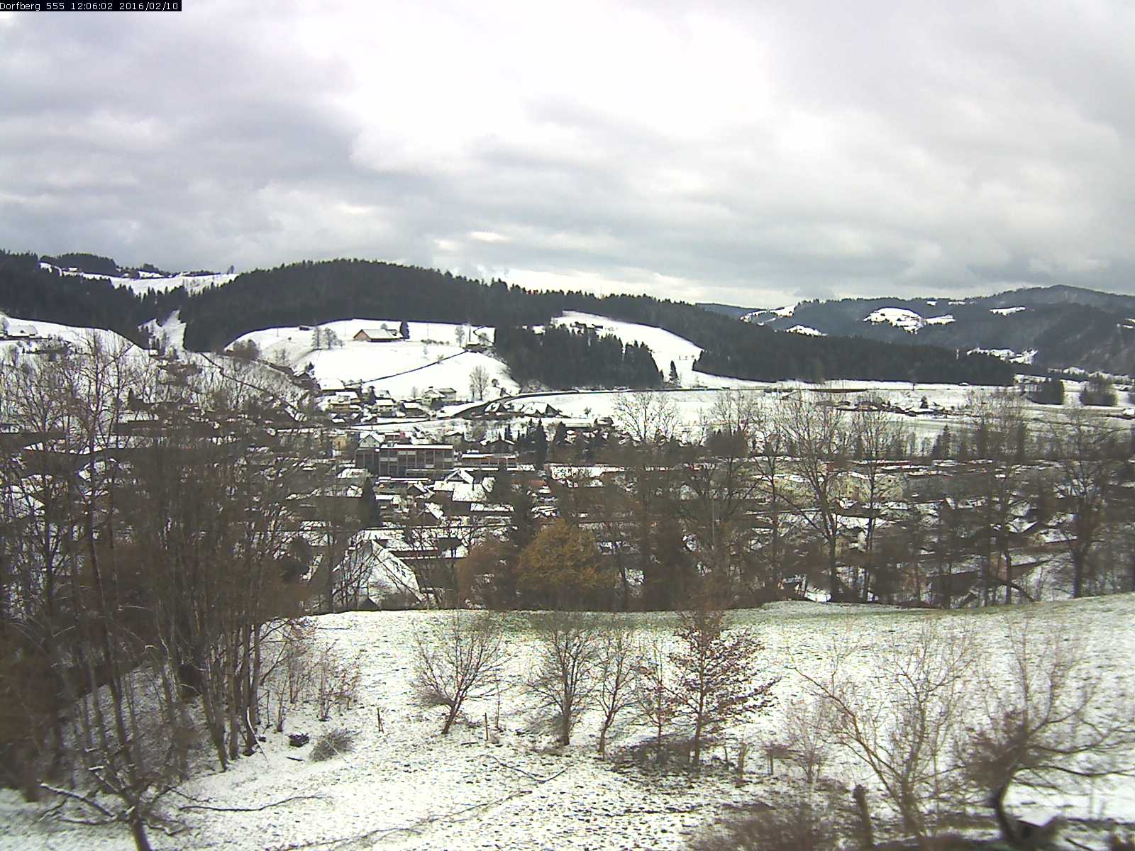Webcam-Bild: Aussicht vom Dorfberg in Langnau 20160210-120601